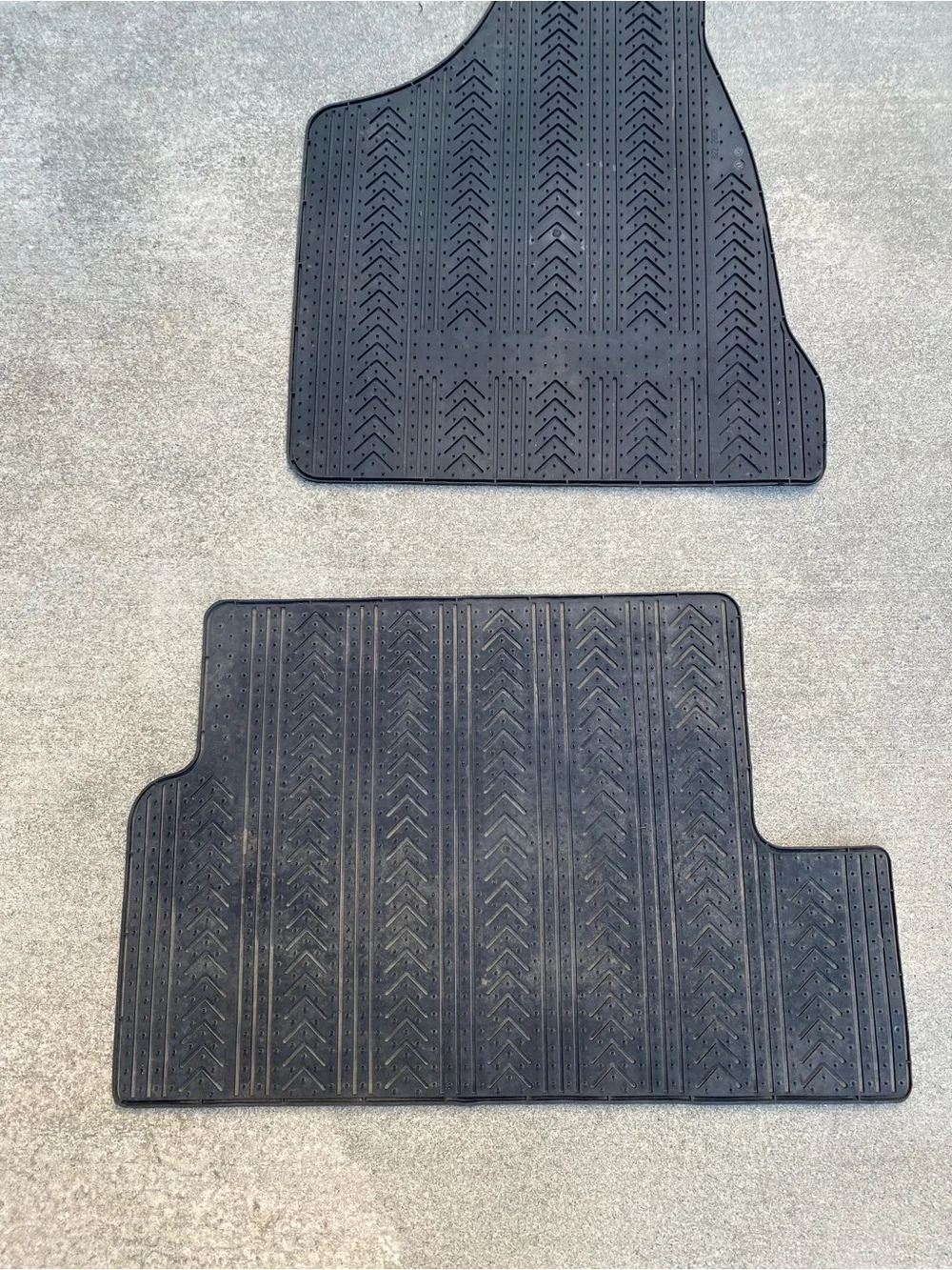OEM Dodge All-Weather Rubber Floor Mats Set (3-Piece, Black)